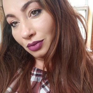 Meet your Posher, Shirl